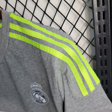 Carregar imagem no visualizador da galeria, Camisa Real Madrid Away 15/16 Retrô - Cinza