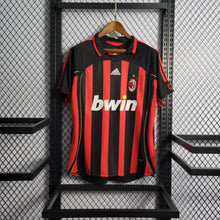 Carregar imagem no visualizador da galeria, Camisa Milan Home 06/07 Retrô - Vermelha e Preta