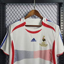 Carregar imagem no visualizador da galeria, Camisa França Away 2006 Retrô - Branca