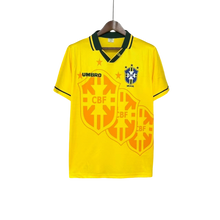 Carregar imagem no visualizador da galeria, Camisa Brasil Home 1994 Retrô - Amarela