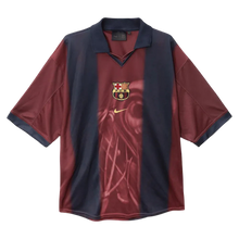 Carregar imagem no visualizador da galeria, Camisa Barcelona Retrô x Travis Scott Cactus Jack 00/01 - Vermelha e Azul