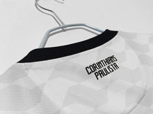 Carregar imagem no visualizador da galeria, Camisa Corinthians Home Retrô 2012 - Branca