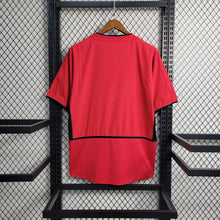 Carregar imagem no visualizador da galeria, Camisa Manchester United Home 02/03 Retrô - Vermelha