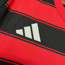 Carregar imagem no visualizador da galeria, Camisa CRF Home 25/26 - Preta e Vermelha - C/ Patrocínios