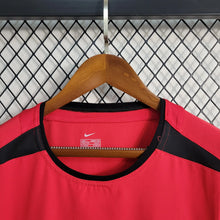 Carregar imagem no visualizador da galeria, Camisa Manchester United Home 02/03 Retrô - Vermelha