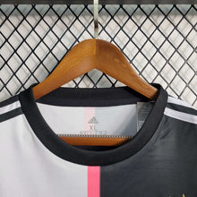 Carregar imagem no visualizador da galeria, Camisa Juventus Home 19/20 Retrô - Preta