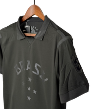 Carregar imagem no visualizador da galeria, Camisa Brasil All Black 13/14 Retrô - Preta