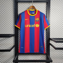 Carregar imagem no visualizador da galeria, Camisa Barcelona Home 10/11 Retrô - Azul e Vermelha