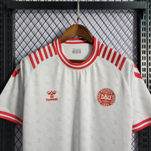 Carregar imagem no visualizador da galeria, Camisa Dinamarca Edição Especial 2022 - Branca