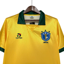 Carregar imagem no visualizador da galeria, Camisa Brasil Home 1988 Retrô - Amarela