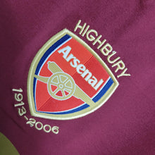 Carregar imagem no visualizador da galeria, Camisa Arsenal Home 05/06 Retrô - Vinho