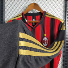 Carregar imagem no visualizador da galeria, Camisa Milan Home 13/14 Retrô Manga Longa - Vermelha e Preta