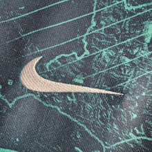 Carregar imagem no visualizador da galeria, Camisa Tottenham Away 18/19 Retrô - Verde