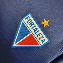 Carregar imagem no visualizador da galeria, Camisa Fortaleza Feminina Outubro Rosa 23/24 - Azul e Rosa