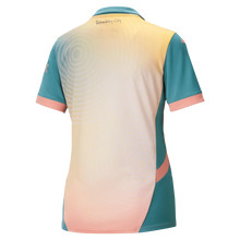 Carregar imagem no visualizador da galeria, Camisa Manchester City Feminina Definitely 24/25 - Amarela