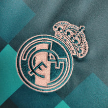 Carregar imagem no visualizador da galeria, Camisa Real Madrid Third 17/18 Retrô - Azul