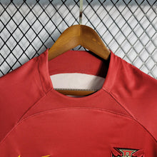Carregar imagem no visualizador da galeria, Camisa Portugal Home 2022 - Vermelha