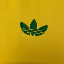 Carregar imagem no visualizador da galeria, Camisa Brasil Home 1977 Retrô - Amarela