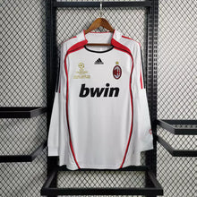 Carregar imagem no visualizador da galeria, Camisa Milan Away 06/07 Retrô Manga Longa - Branca
