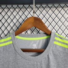 Carregar imagem no visualizador da galeria, Camisa Real Madrid Away 15/16 Retrô - Cinza