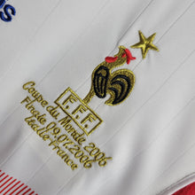 Carregar imagem no visualizador da galeria, Camisa França Away 2006 Retrô - Branca