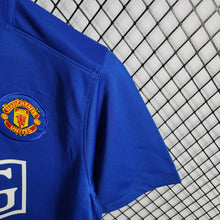 Carregar imagem no visualizador da galeria, Camisa Manchester United Away 07/08 Retrô - Azul