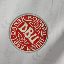 Carregar imagem no visualizador da galeria, Camisa Dinamarca Edição Especial 2022 - Branca