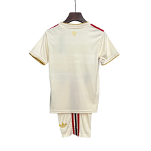Carregar imagem no visualizador da galeria, Conjunto Infantil CRF III 25/26 - Creme