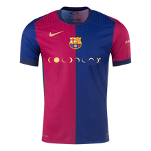 Carregar imagem no visualizador da galeria, Camisa Barcelona Home COLDPLAY 24/25 - Azul e Vermelha