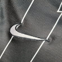 Carregar imagem no visualizador da galeria, Camisa Corinthians Away Retrô 11/12 - Preta