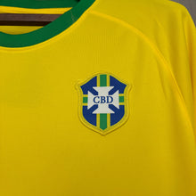 Carregar imagem no visualizador da galeria, Camisa Brasil Home 1970 Retrô - Amarela