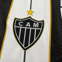 Carregar imagem no visualizador da galeria, Camisa Atlético Mineiro Manto da Massa 2024 - Preta e Branca