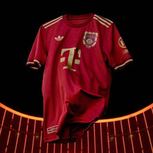 Carregar imagem no visualizador da galeria, Camisa Bayern de Munique 125 Anos - Vermelha
