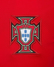 Carregar imagem no visualizador da galeria, Camisa Portugal Feminina Home 2024 - Vermelha