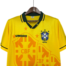 Carregar imagem no visualizador da galeria, Camisa Brasil Home 1994 Retrô - Amarela