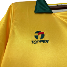 Carregar imagem no visualizador da galeria, Camisa Brasil Home 1988 Retrô - Amarela