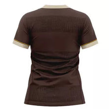 Carregar imagem no visualizador da galeria, Camisa CRF Feminina Consciência Negra 24/25 - Marrom