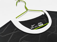 Carregar imagem no visualizador da galeria, Camisa Corinthians Away Retrô 2012 - Preta